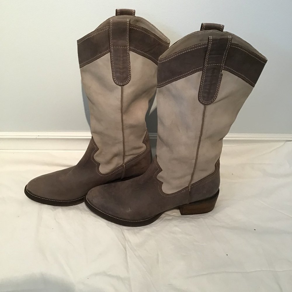 Arnold Chugrin Grey Suede and Leather Western Style Boots